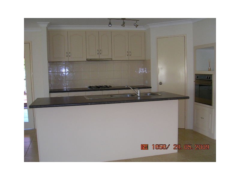 14 Barnes Avenue, Australind WA 6233