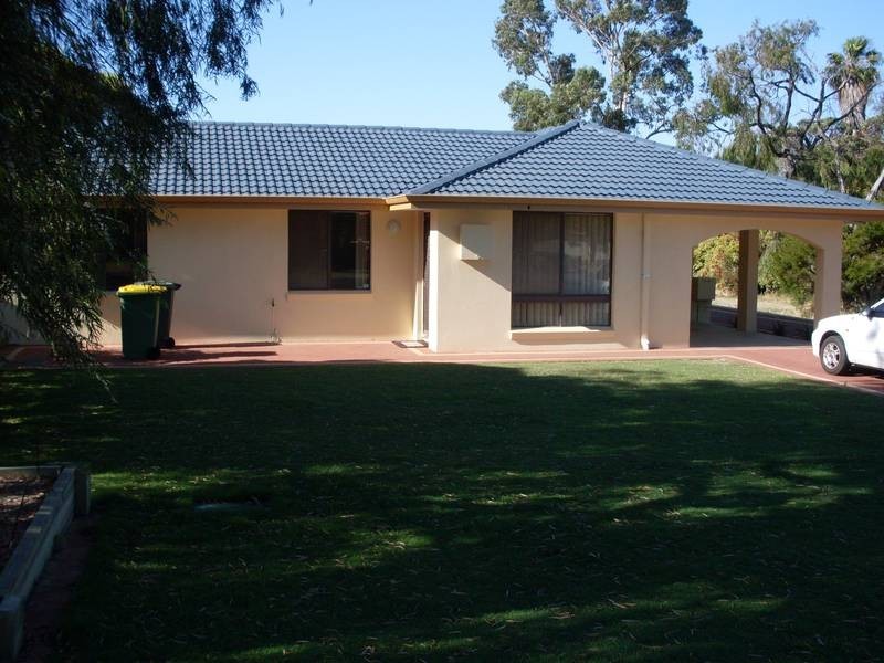 42 Stanton Street, Eaton WA 6232