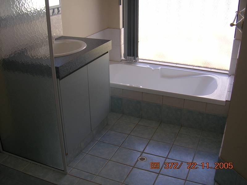 11 Bungarra Street, Australind WA 6233