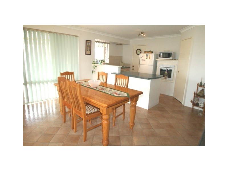 9 Emerald Way, Australind WA 6233