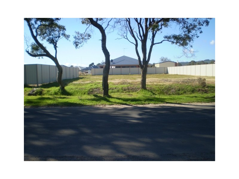 79 Fryer Road, Harvey WA 6220