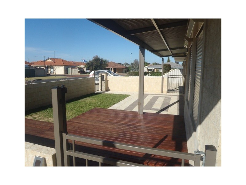 25 Blue Wren Drive, Eaton WA 6232
