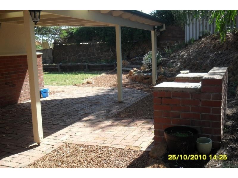17 Marshall Road, Australind WA 6233