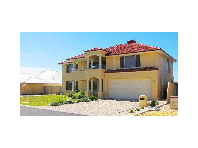 11 Naroona Drive, Dalyellup WA 6230
