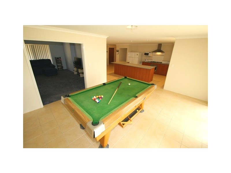 17 Livingstone Heights, Roelands WA 6226