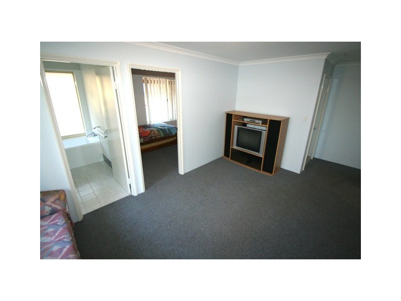 17 Livingstone Heights, Roelands WA 6226