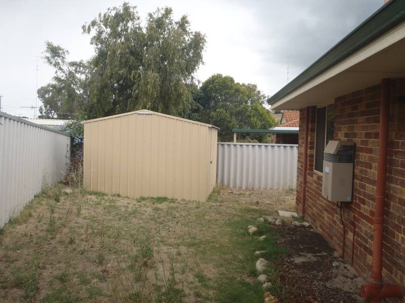 8a Brotherton Way, Australind WA 6233