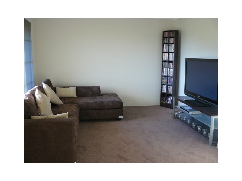 119 Barton Drive, Australind WA 6233