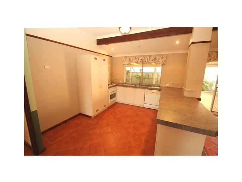 13 Garfield Drive, Australind WA 6233
