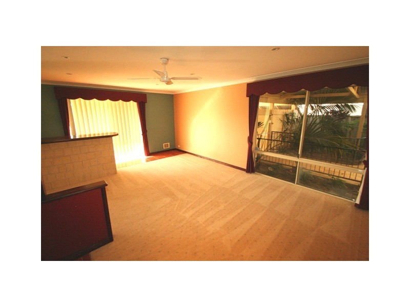 13 Garfield Drive, Australind WA 6233