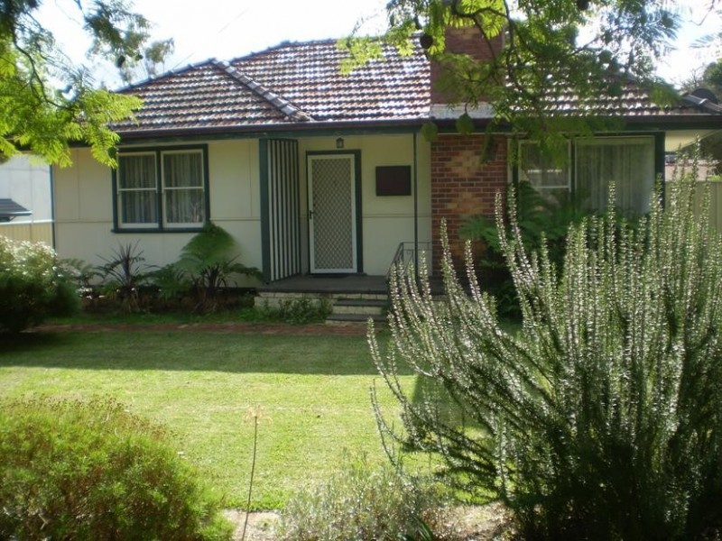 14 Uduc Road, Harvey WA 6220