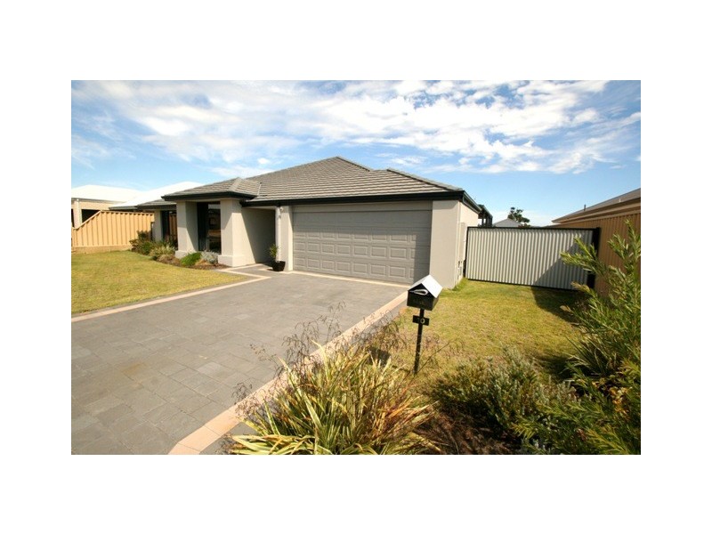 10 Nicolay Approach, Dalyellup WA 6230