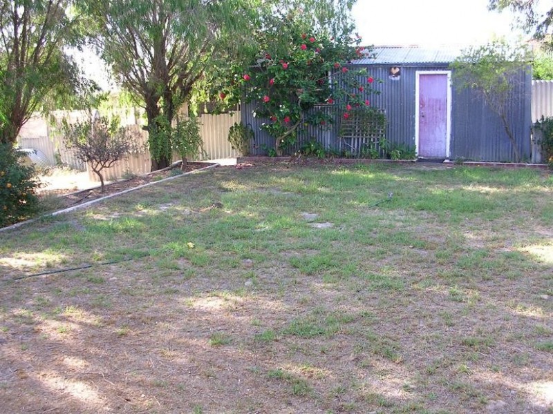 1 Sellenger Way, Australind WA 6233