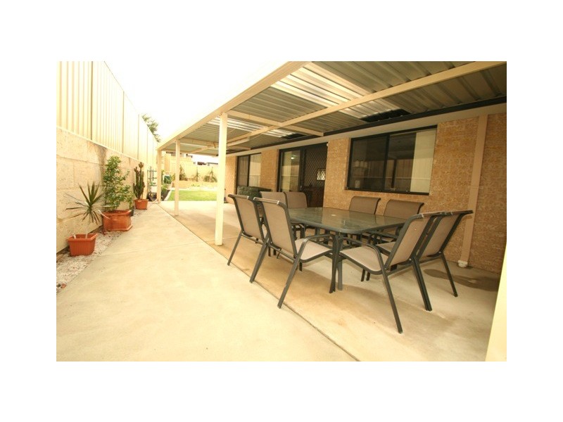17 Galway Boulevard, Australind WA 6233