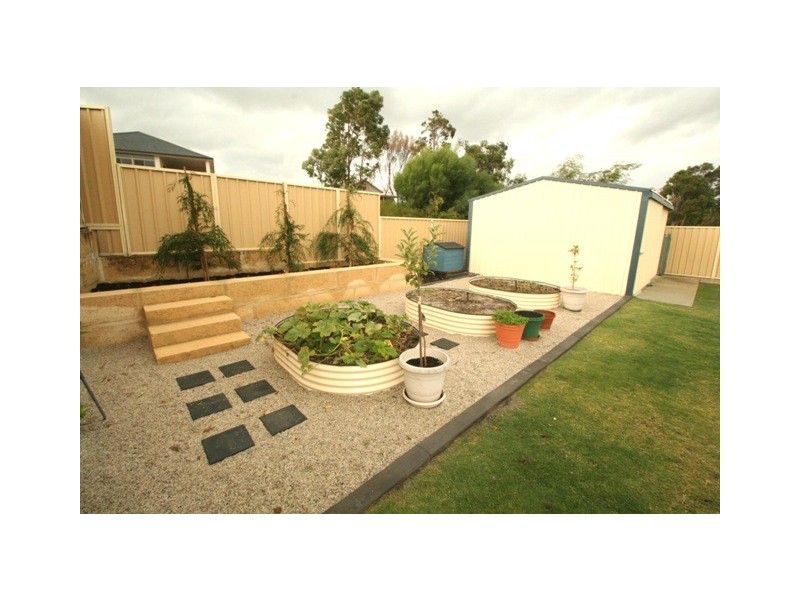 17 Galway Boulevard, Australind WA 6233