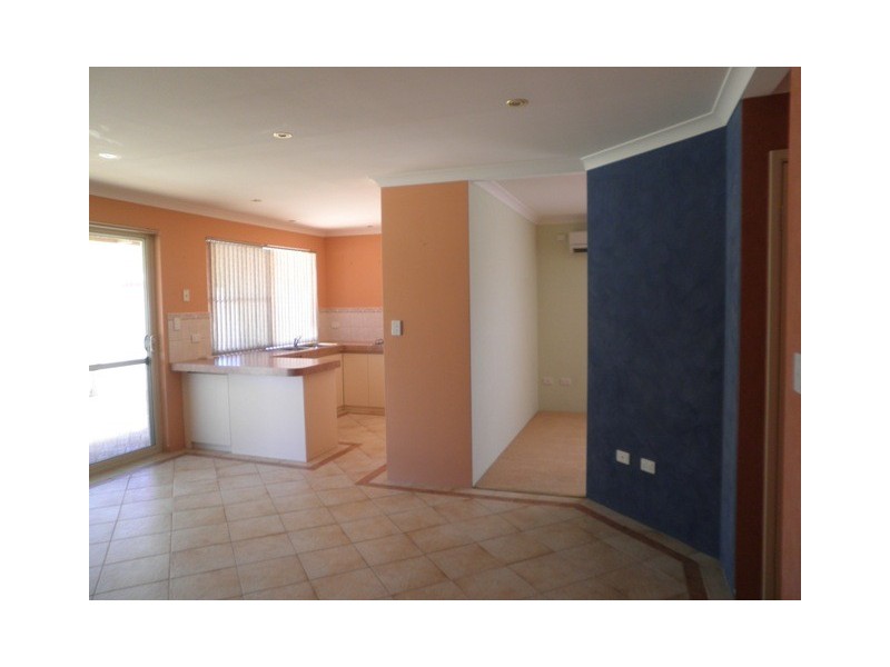 11 Scarlet Drive, Glen Iris WA 6230