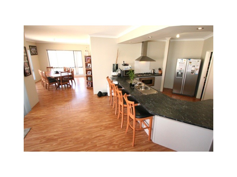 2 Jupiter Drive, Australind WA 6233