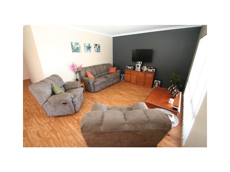 2 Jupiter Drive, Australind WA 6233