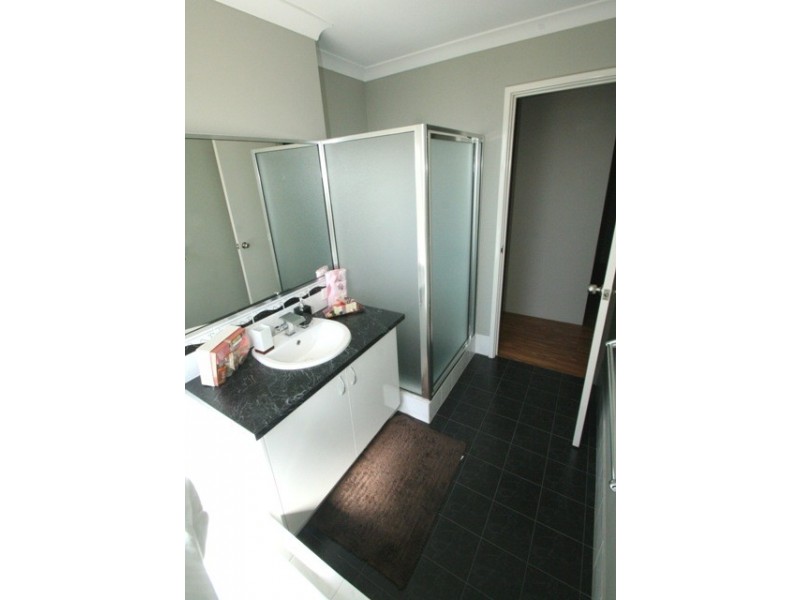 2 Jupiter Drive, Australind WA 6233