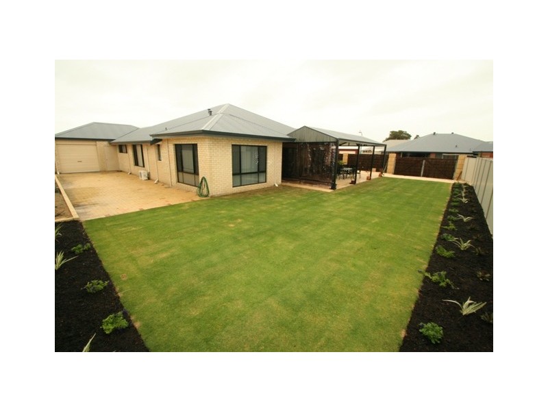2 Jupiter Drive, Australind WA 6233