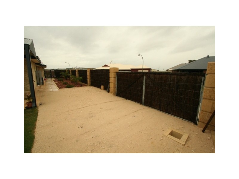 2 Jupiter Drive, Australind WA 6233