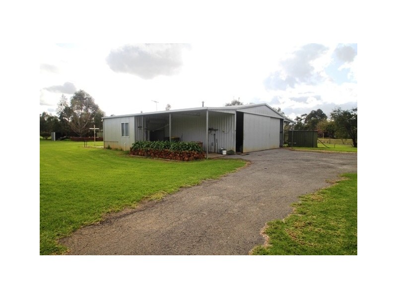 184 Wilson Street, Cookernup WA 6220