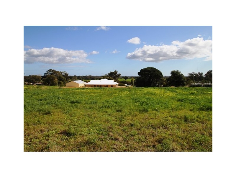 Lot 112, 11 Bishop Place, Yarloop WA 6218