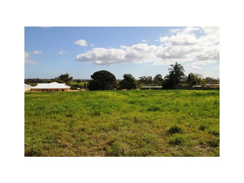 Lot 112, 11 Bishop Place, Yarloop WA 6218