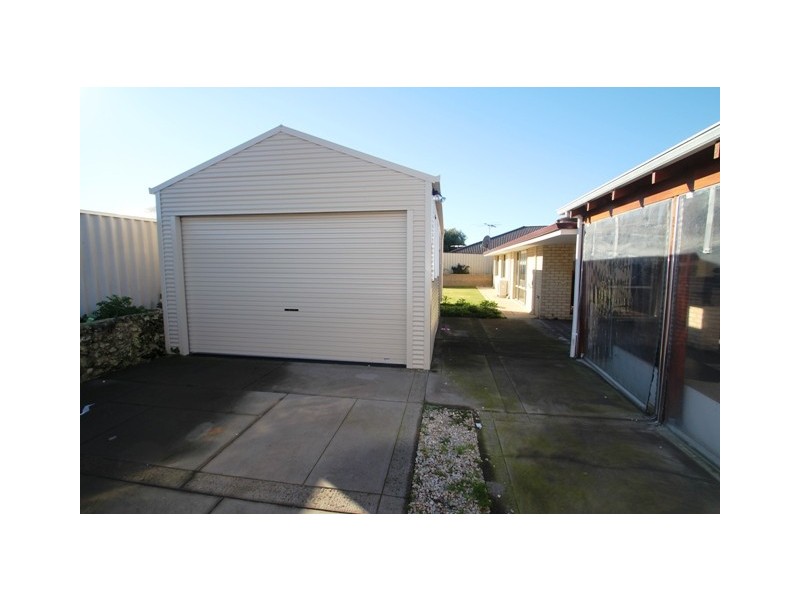 79 Chapple Drive, Australind WA 6233