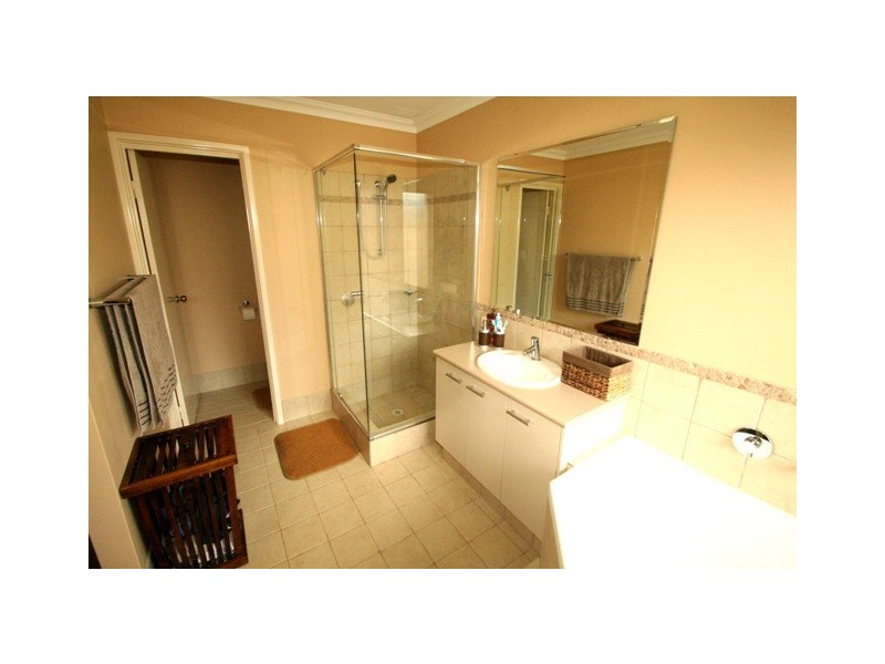 36 Claymore Loop, Dalyellup WA 6230