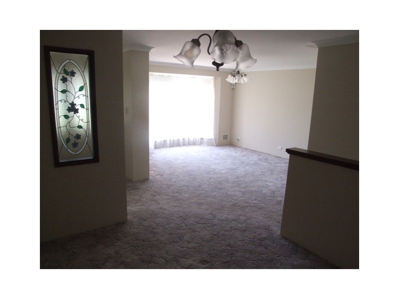 17 Valentine Way, Australind WA 6233