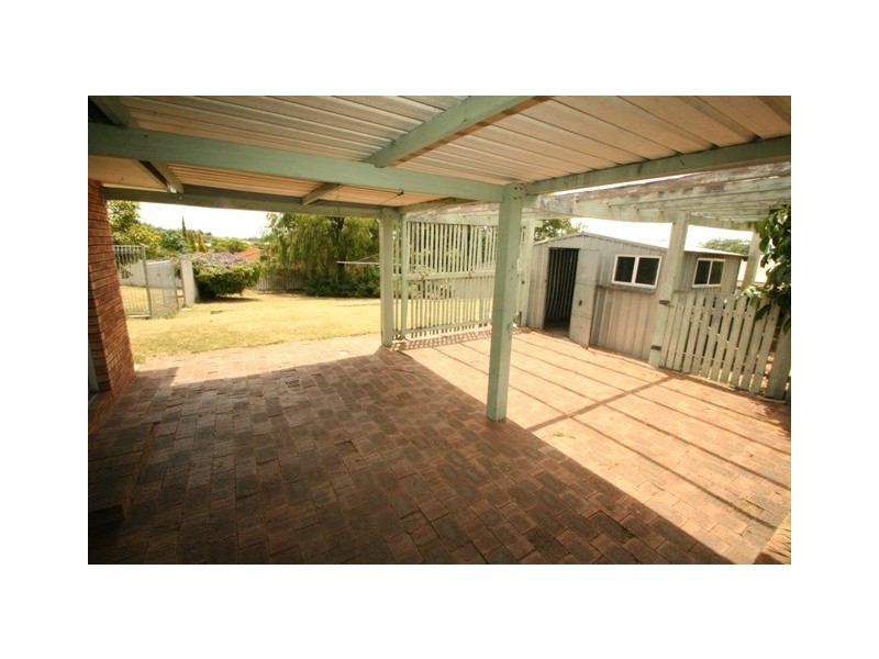 1 Hockins Place, Australind WA 6233