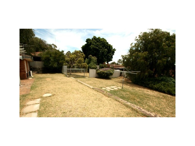 1 Hockins Place, Australind WA 6233