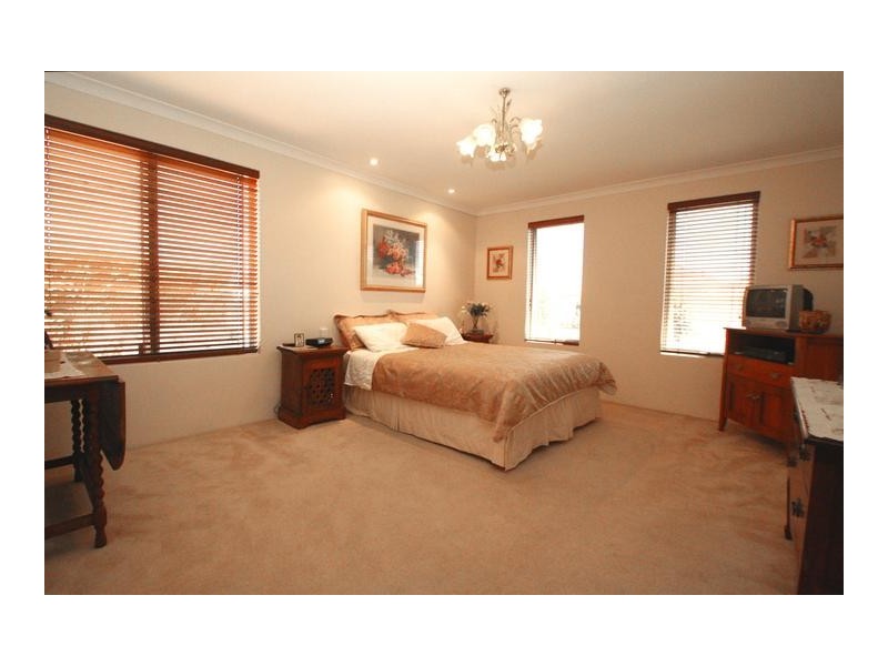 45 Lawson Road, Dalyellup WA 6230