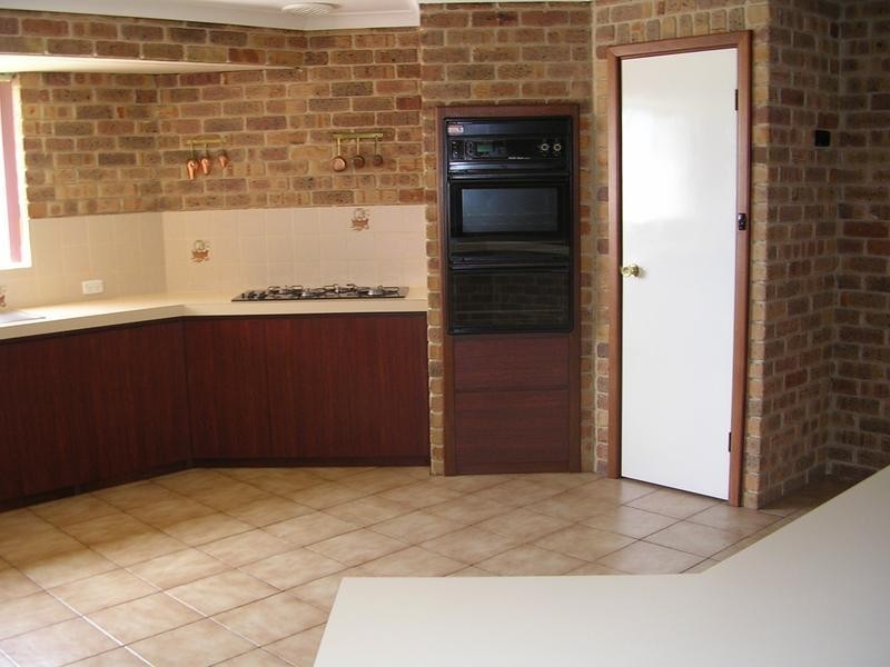 6 Monitor Way, Australind WA 6233