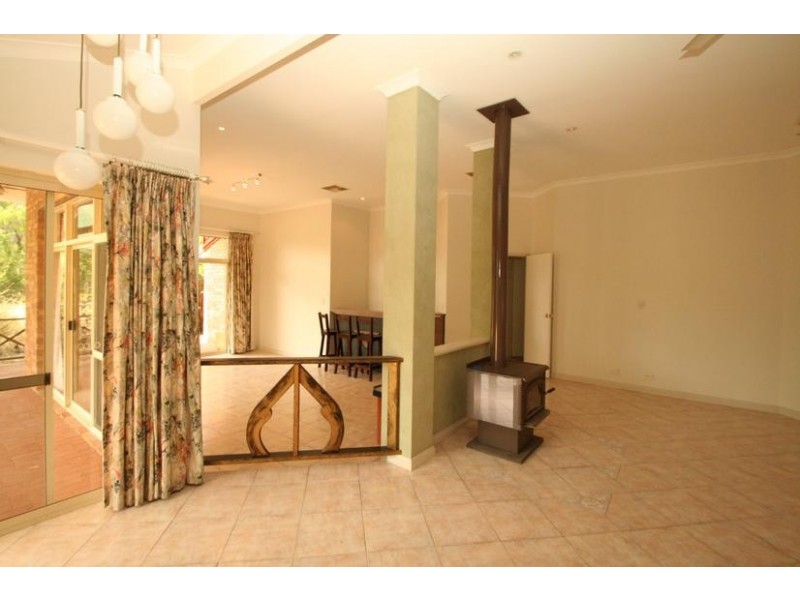 3 Leake Court, Leschenault WA 6233