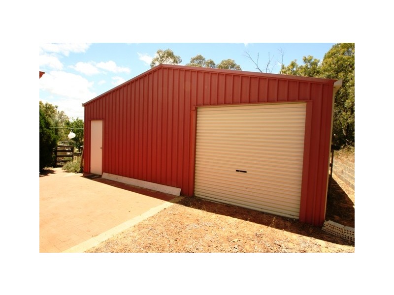 3 Leake Court, Leschenault WA 6233