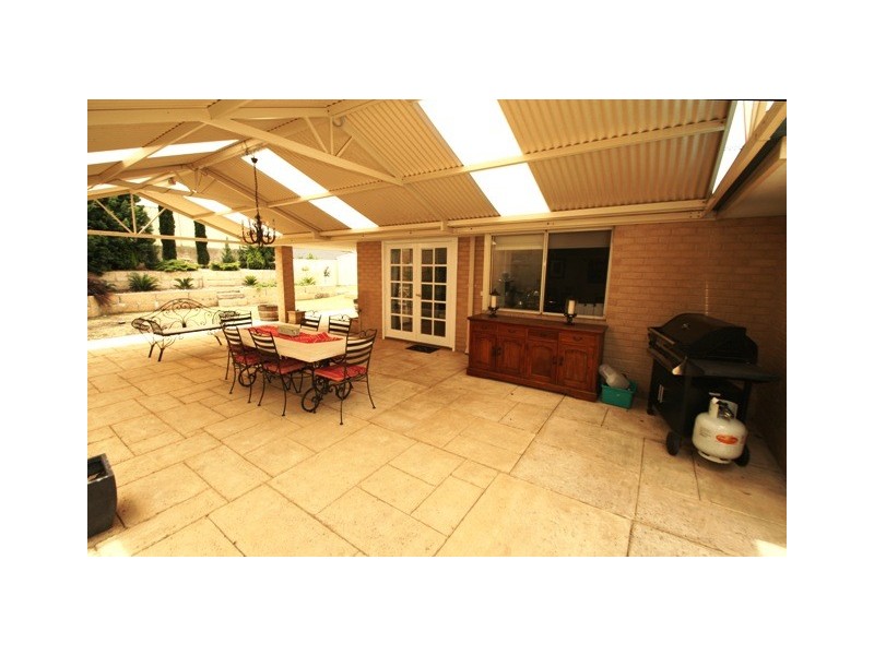 8 Parakeet Outlook, Australind WA 6233