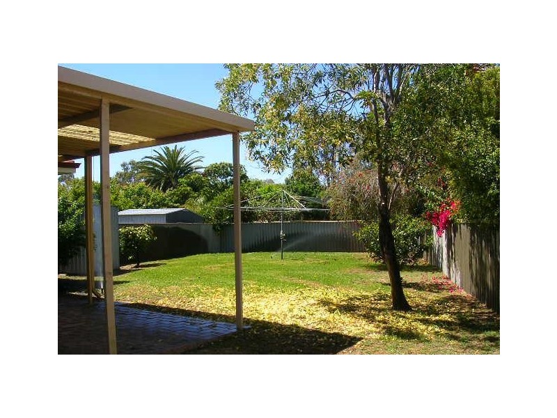 15a Hammersley Drive, Carey Park WA 6230