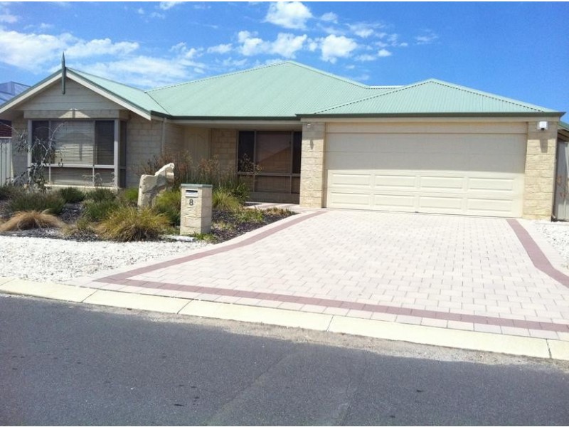 8 Sunstone Brace, Australind WA 6233