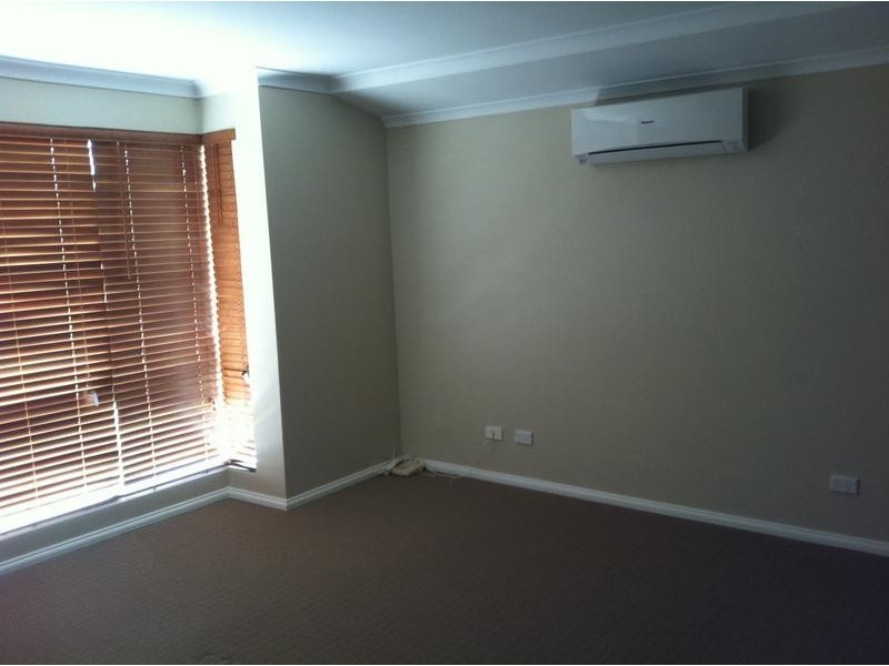 8 Sunstone Brace, Australind WA 6233