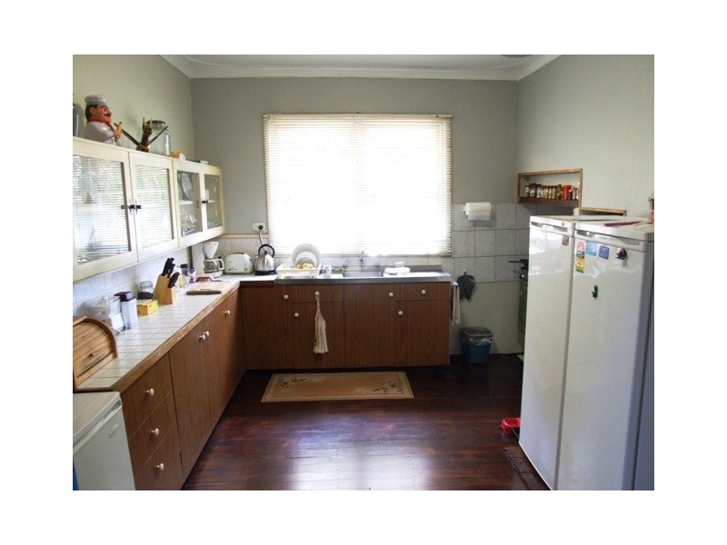 68 Third Street, Harvey WA 6220