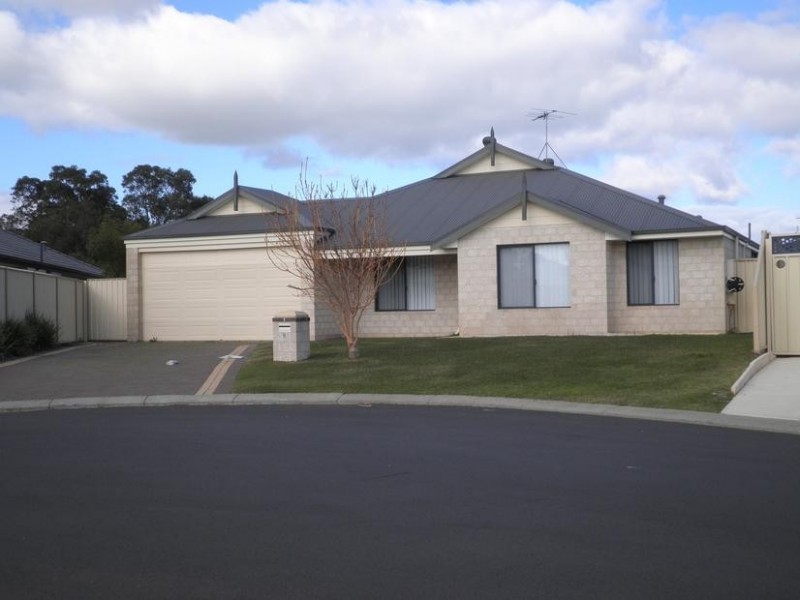 8 Cassia Place, Glen Iris WA 6230