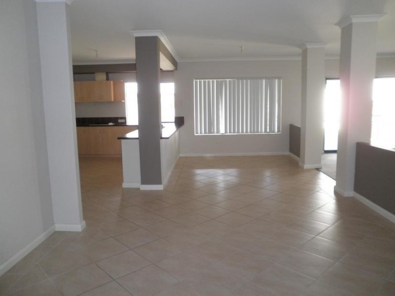 8 Cassia Place, Glen Iris WA 6230