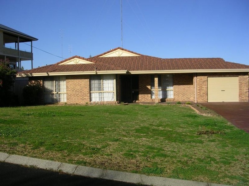 6 Monitor Way, Australind WA 6233