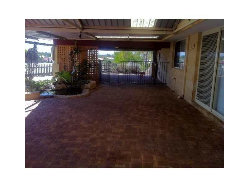 13 Lilly Court, Australind WA 6233