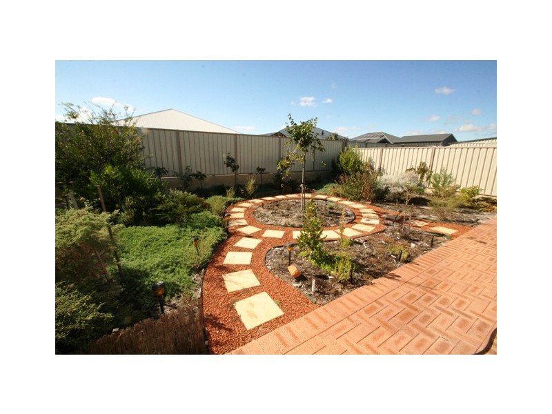 91 The Boulevard, Australind WA 6233