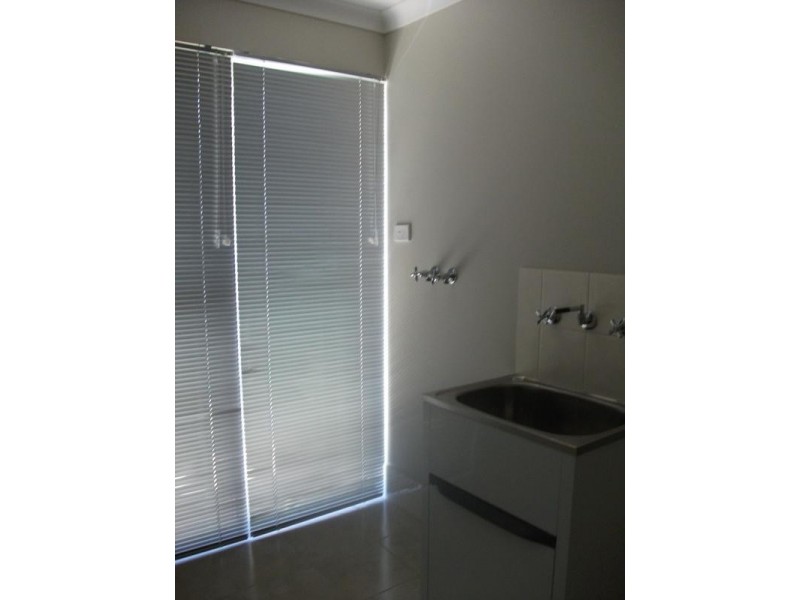 3/235 Old Coast Road, Australind WA 6233