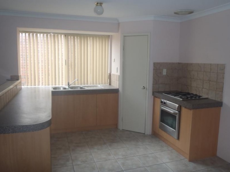 12 Old Coast Road, Australind WA 6233