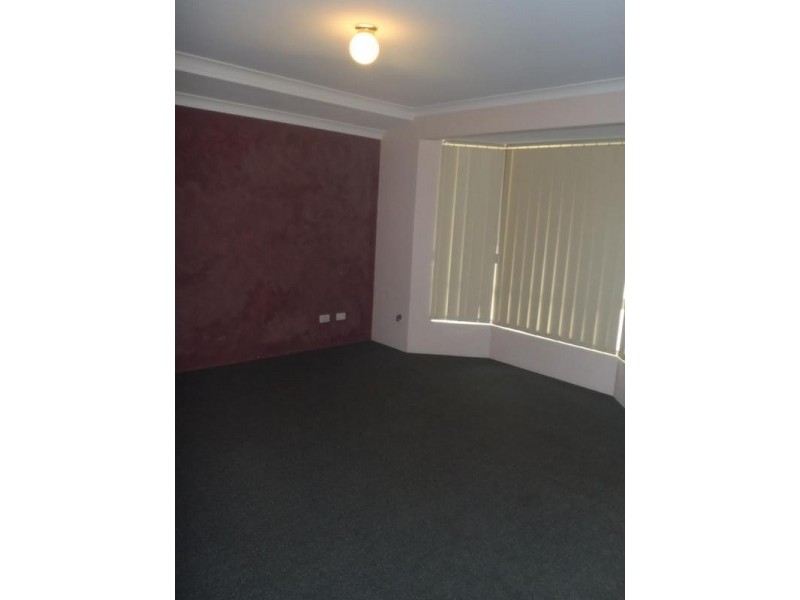 12 Old Coast Road, Australind WA 6233